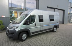 Spazio 3 vaste lage bedden bus lengte 599cm 2x lengte bedden