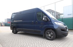 Fiat Ducato donker blauw L3 lengtebed